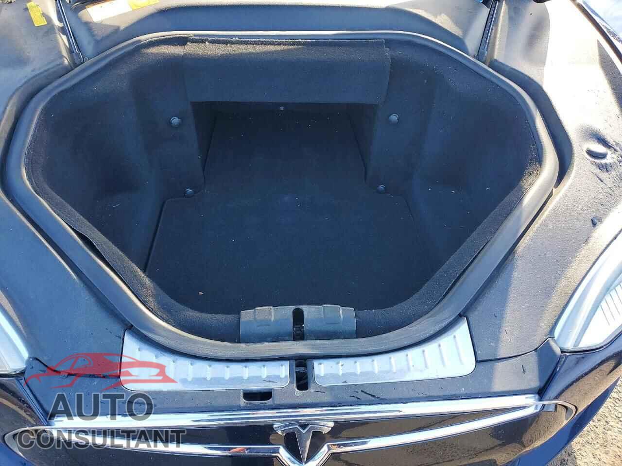 TESLA MODEL S 2013 - 5YJSA1DN0DFP14803