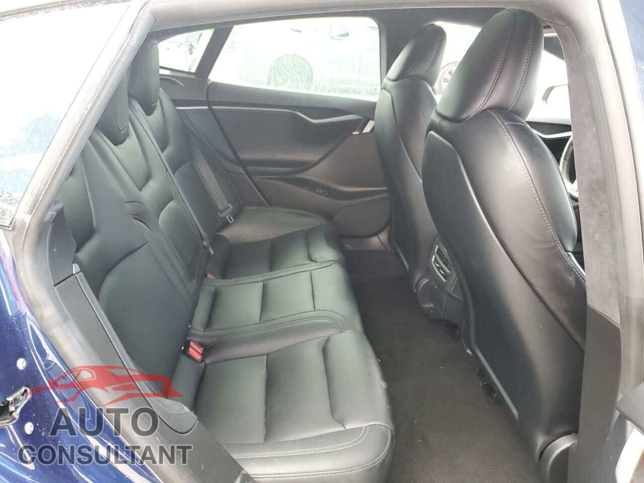 TESLA MODEL S 2020 - 5YJSA1E40LF389106