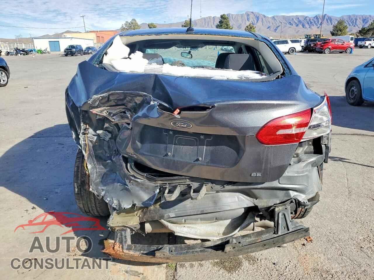 FORD FOCUS 2017 - 1FADP3F24HL223262