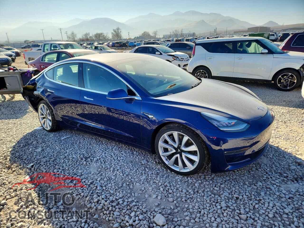 TESLA MODEL 3 2020 - 5YJ3E1EB4LF620676