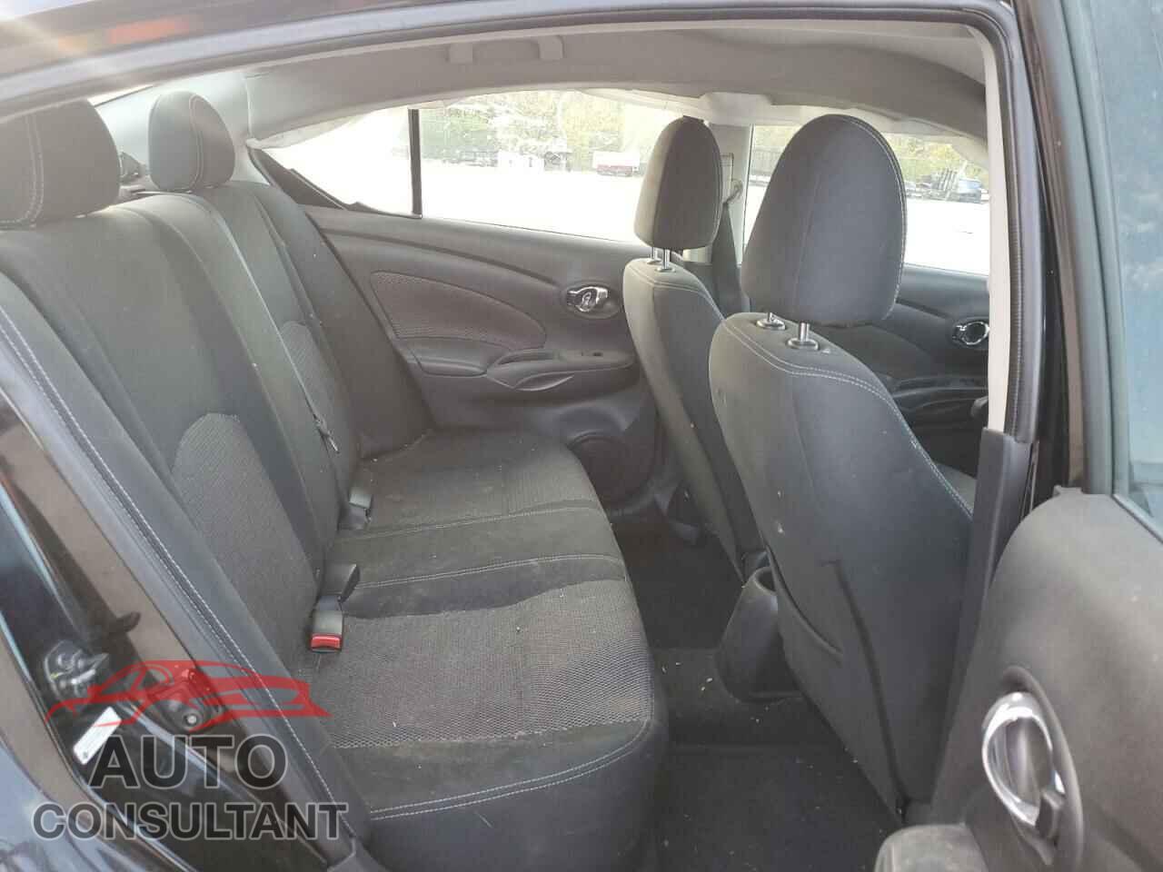 NISSAN VERSA 2017 - 3N1CN7AP3HL865985