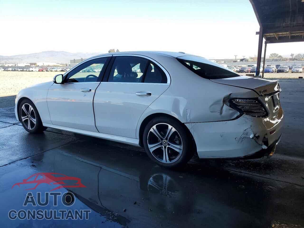 MERCEDES-BENZ E-CLASS 2018 - WDDZF4JB5JA317464