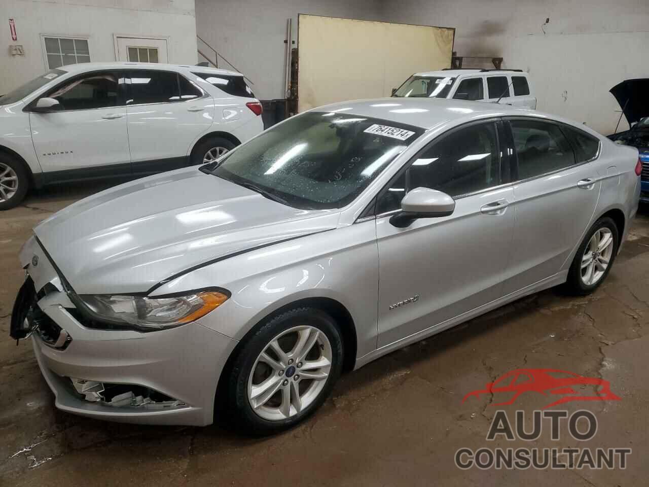 FORD FUSION 2018 - 3FA6P0LU0JR203093