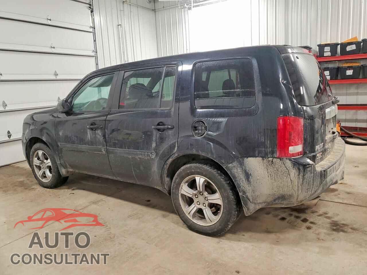 HONDA PILOT 2015 - 5FNYF4H34FB007437