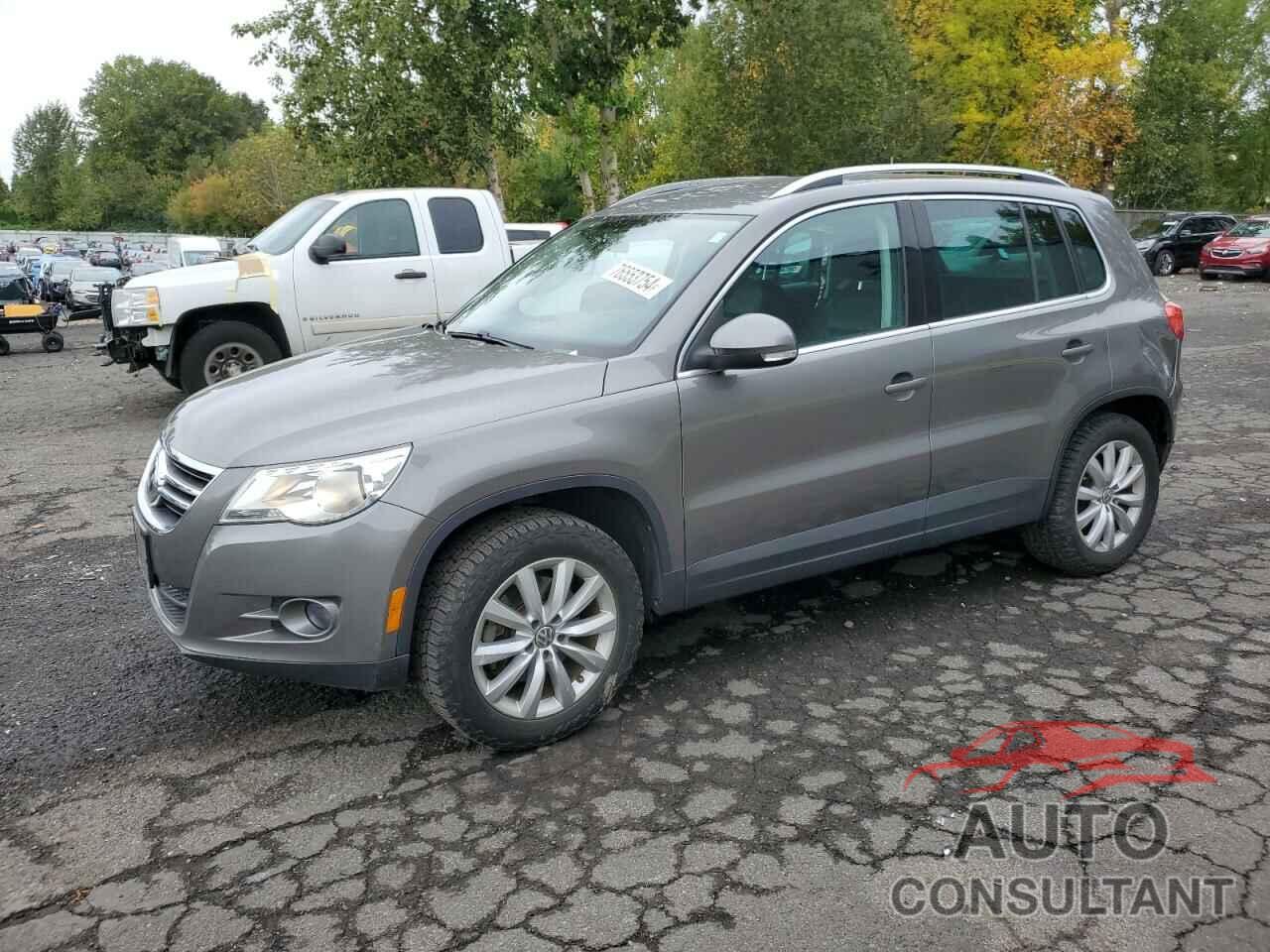 VOLKSWAGEN TIGUAN 2011 - WVGAV7AX2BW546367