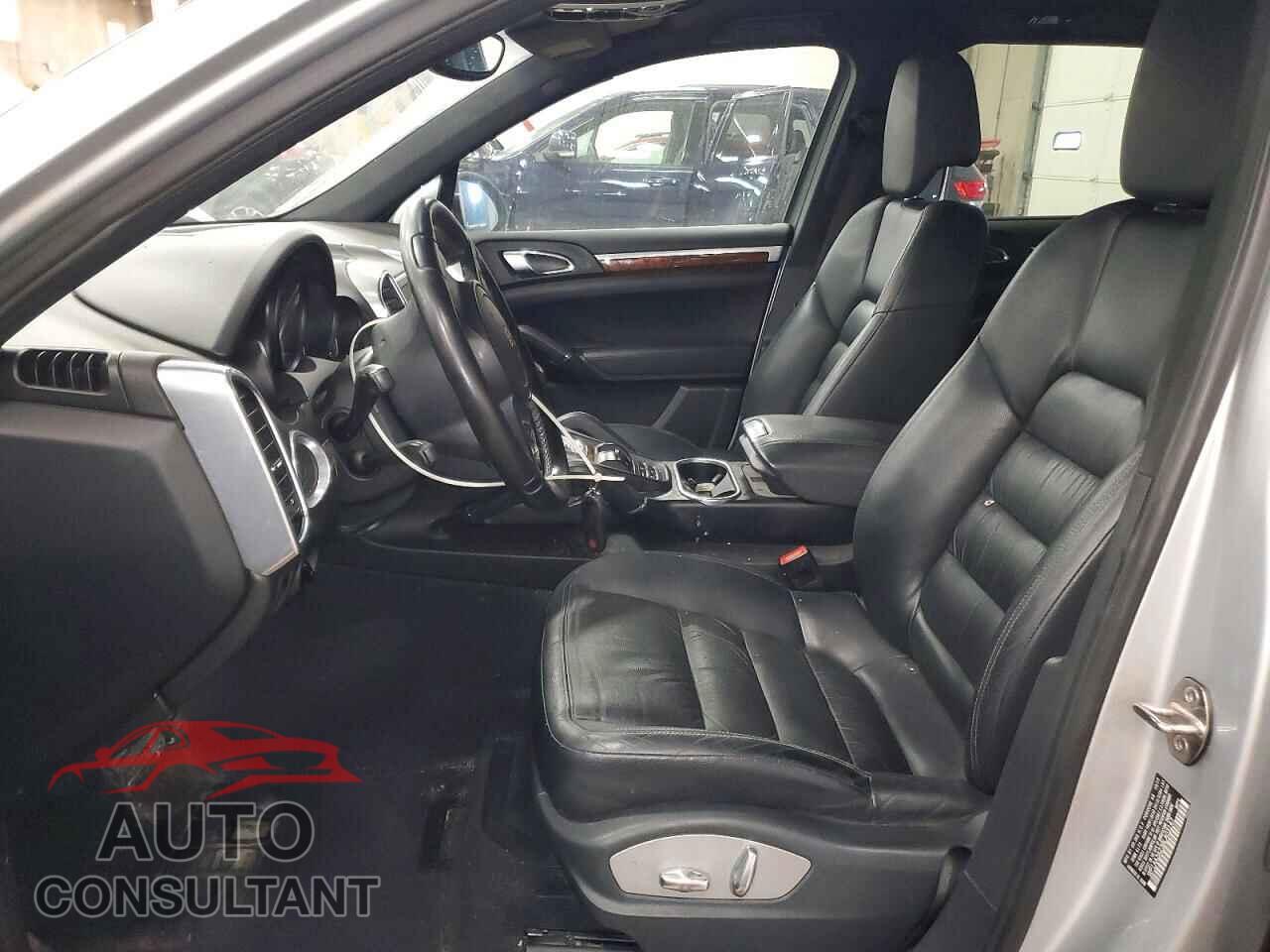 PORSCHE CAYENNE 2011 - WP1AA2A23BLA03147