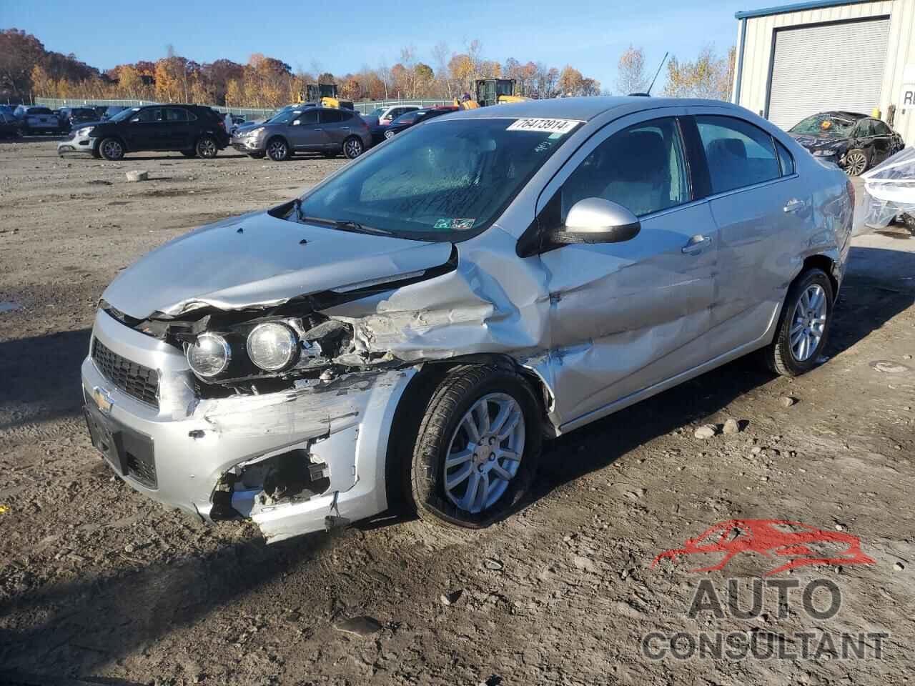 CHEVROLET SONIC 2016 - 1G1JC5SG8G4102886