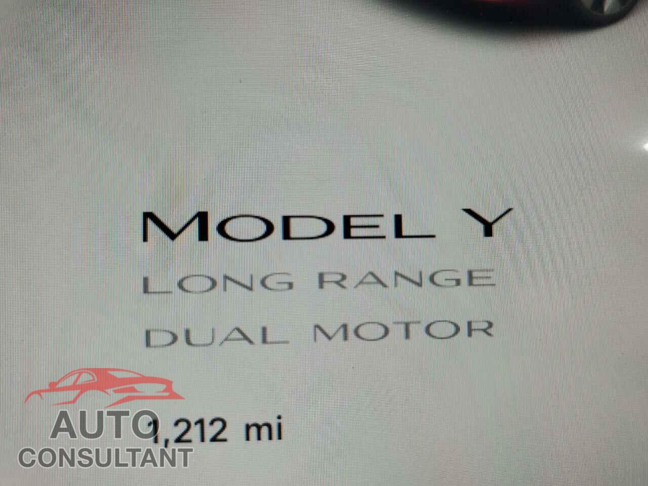 TESLA MODEL Y 2024 - 7SAYGDEE2RF082227