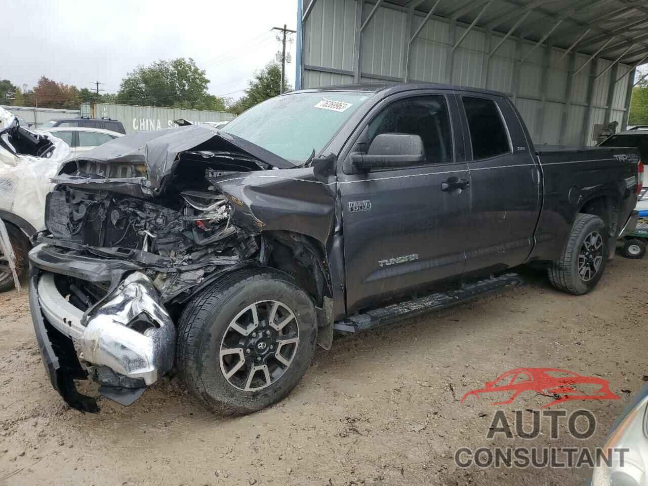 TOYOTA TUNDRA 2018 - 5TFUW5F1XJX760636