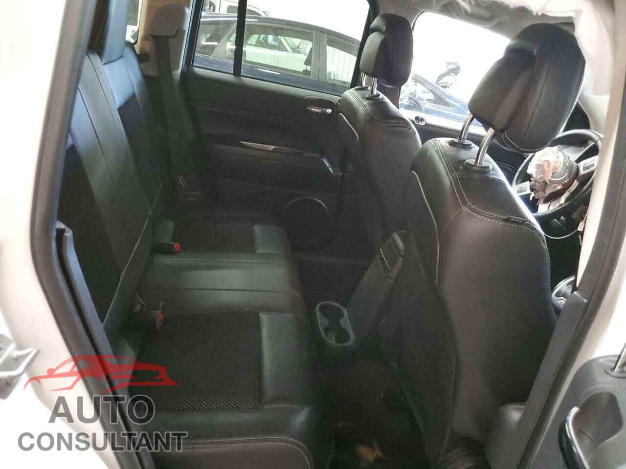 JEEP COMPASS 2016 - 1C4NJCEA2GD719632