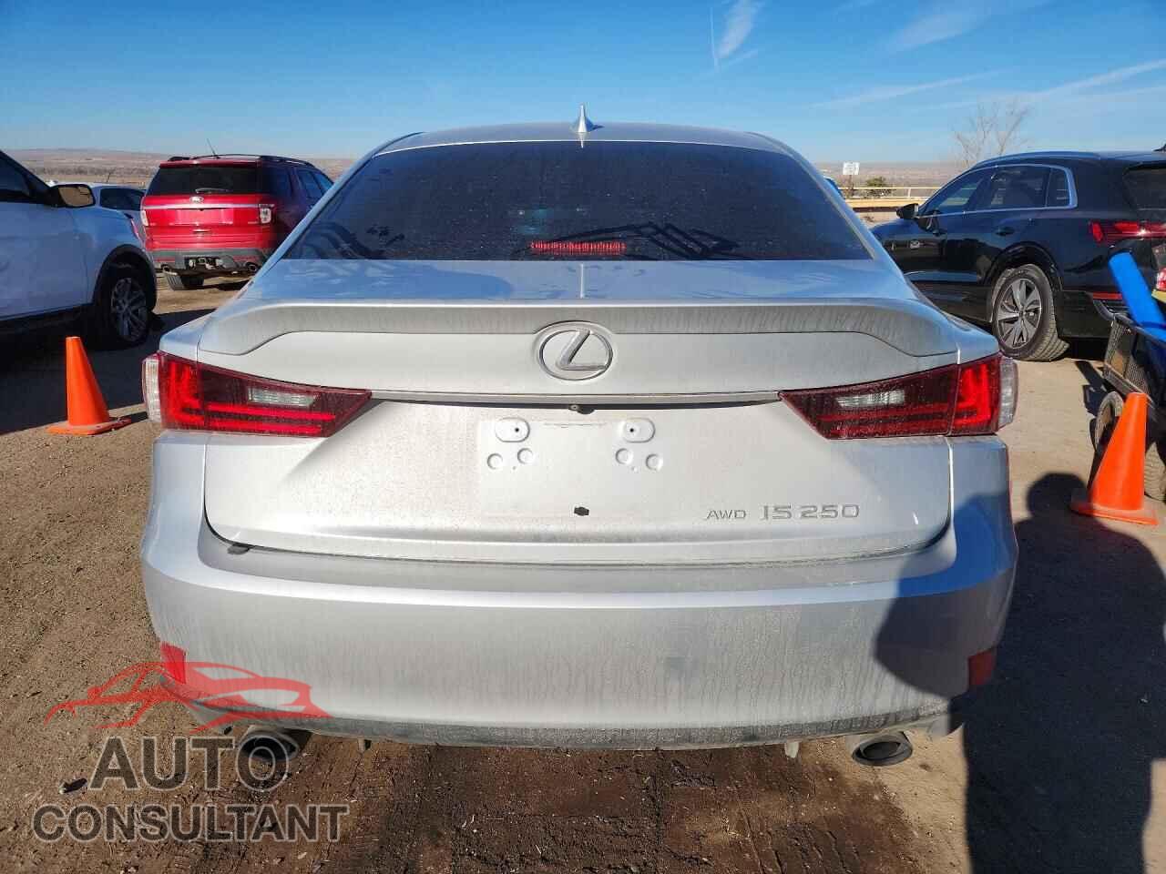 LEXUS IS 2015 - JTHCF1D25F5021904