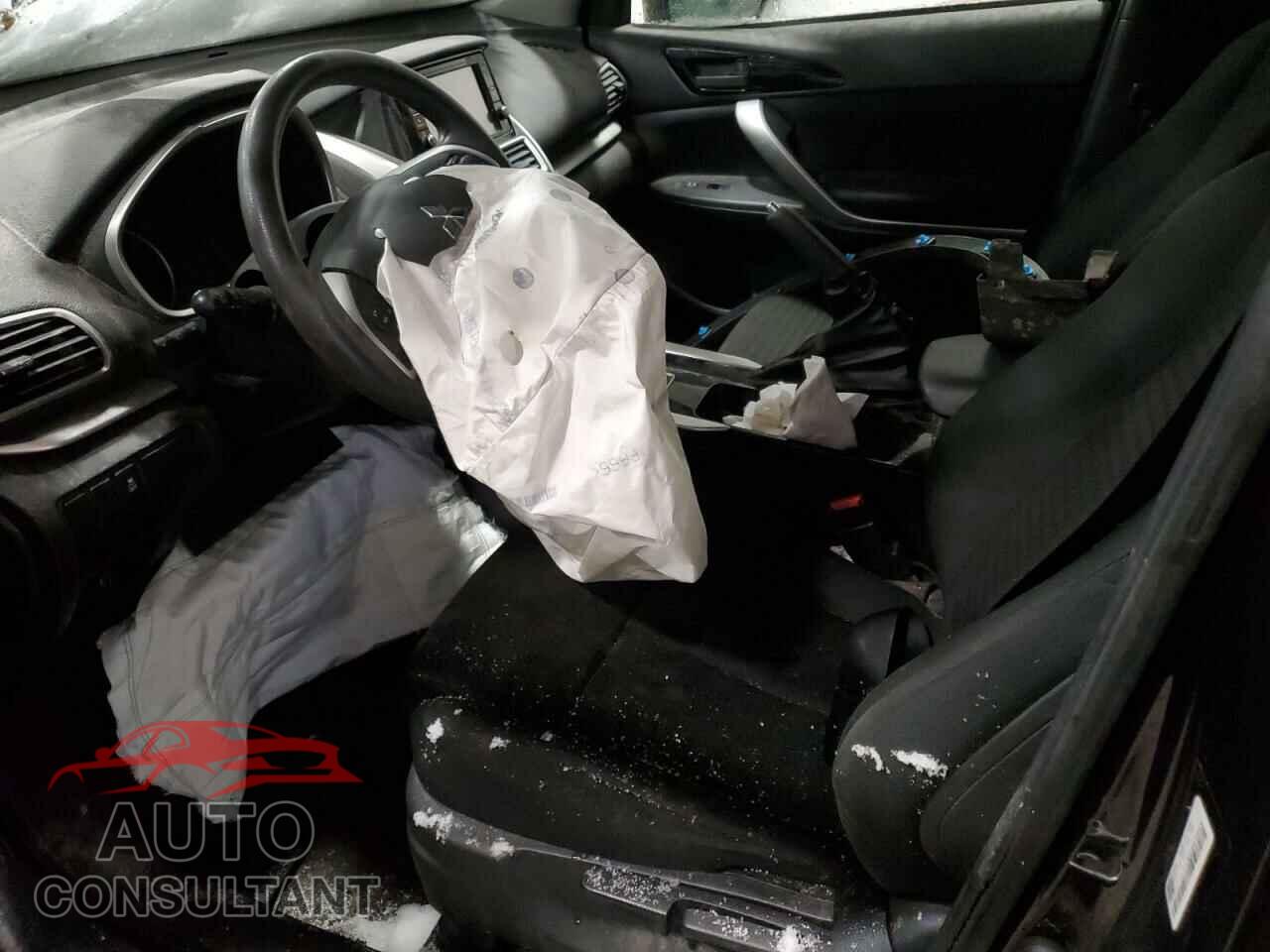 MITSUBISHI ECLIPSE 2019 - JA4AT3AA4KZ031054