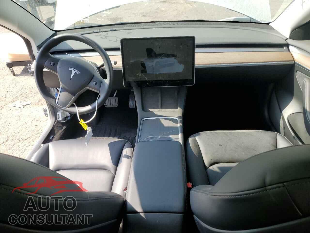 TESLA MODEL 3 2023 - 5YJ3E1EA1PF403602