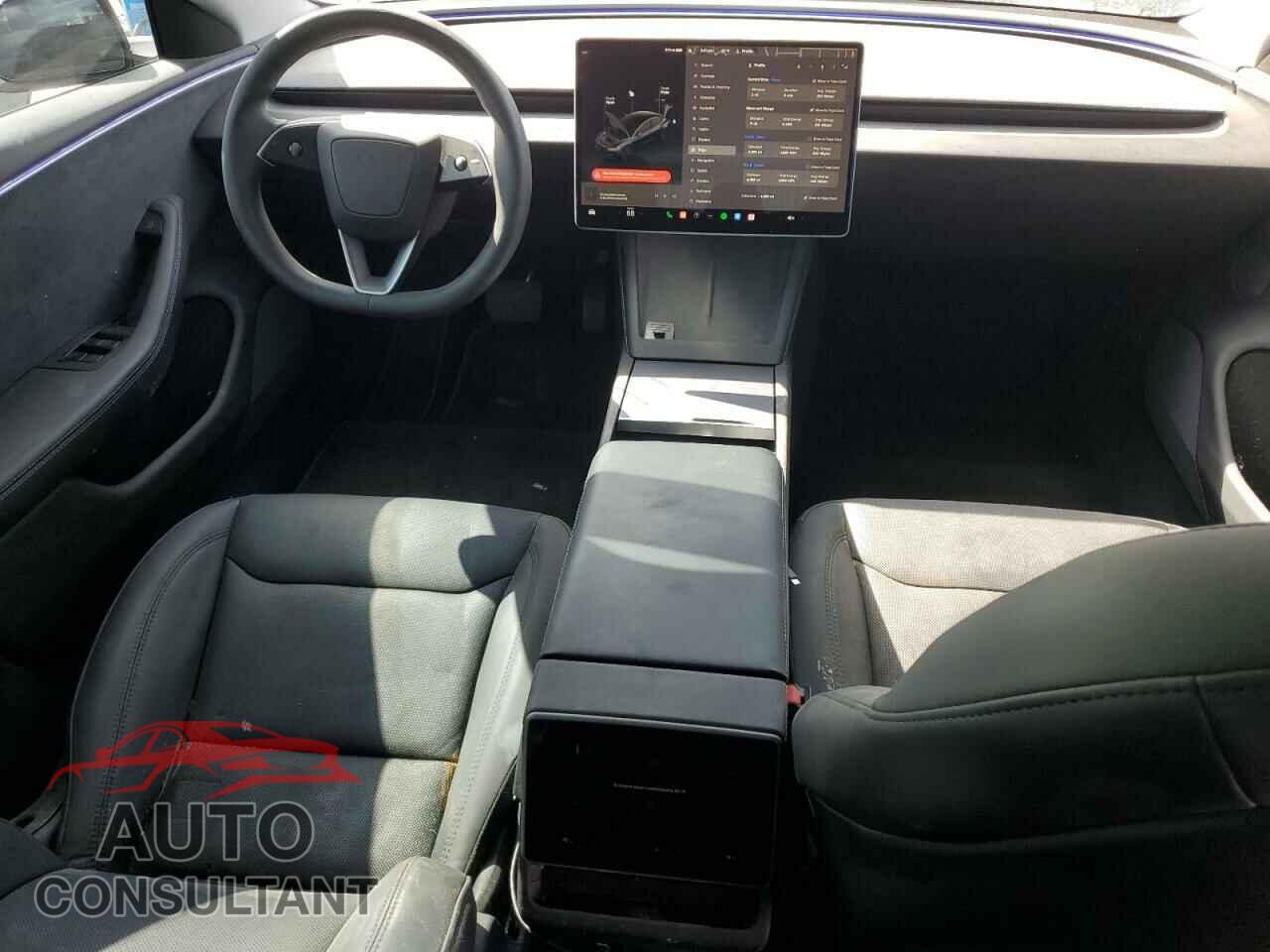 TESLA MODEL 3 2024 - 5YJ3E1EB5RF721752