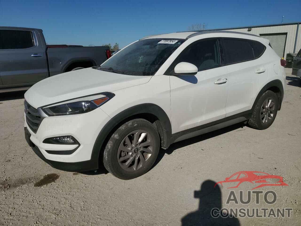 HYUNDAI TUCSON 2018 - KM8J3CA45JU670096