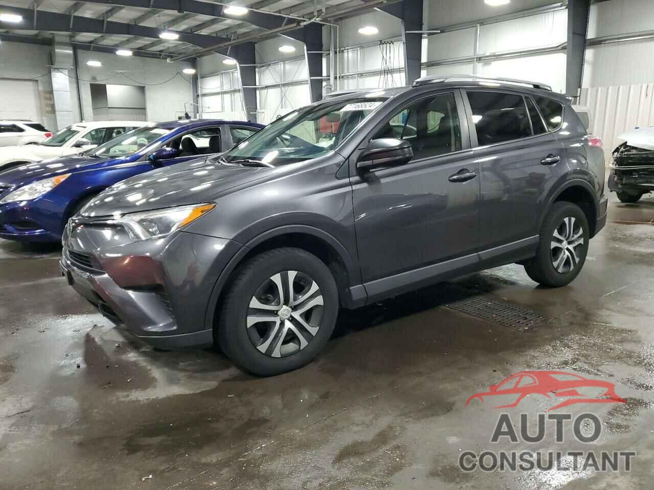 TOYOTA RAV4 2017 - JTMBFREV3HJ714047