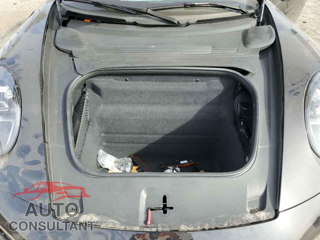 PORSCHE 911 2024 - WP0AA2A98RS207523