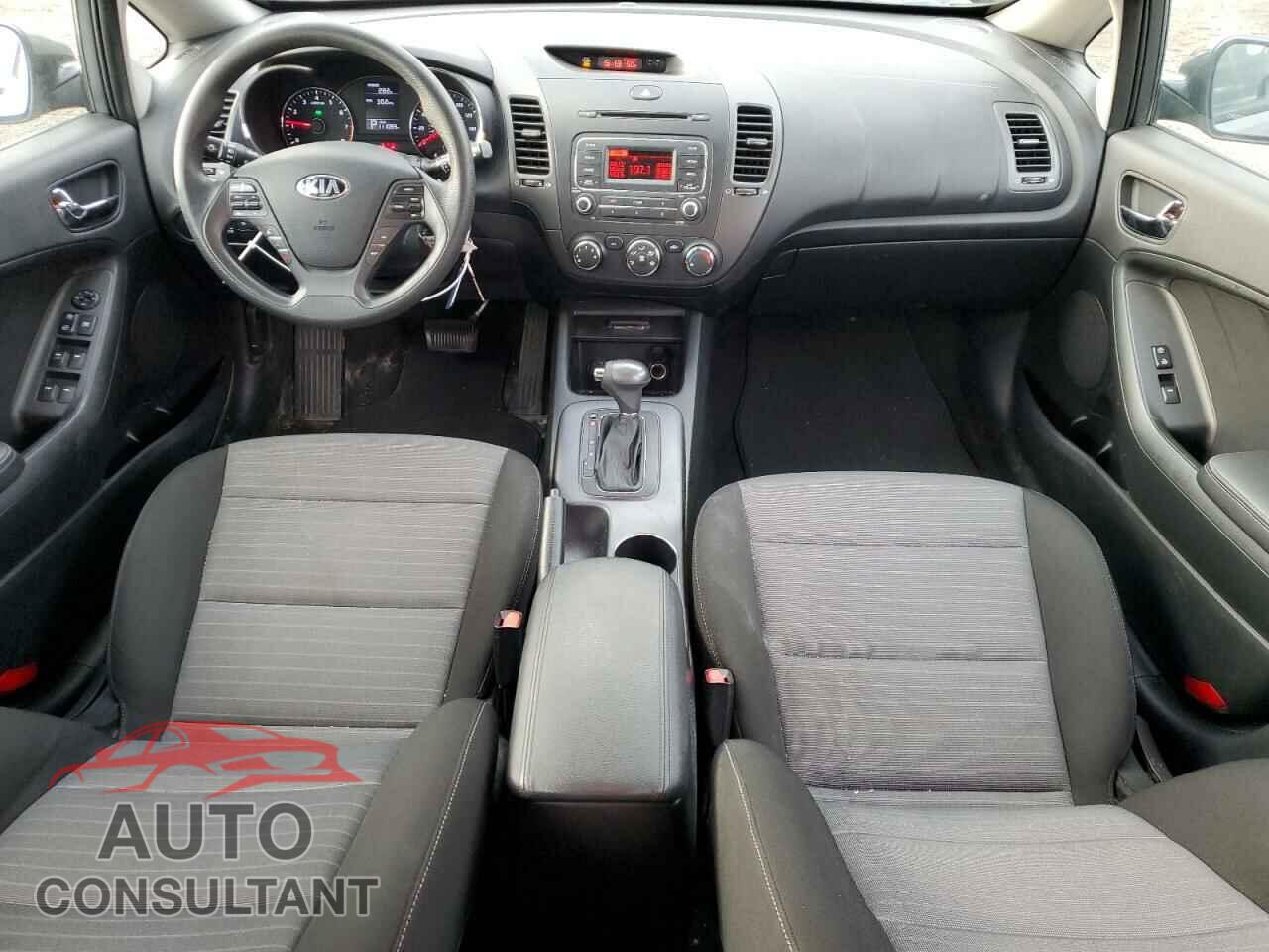 KIA FORTE 2016 - KNAFK5A86G5647373