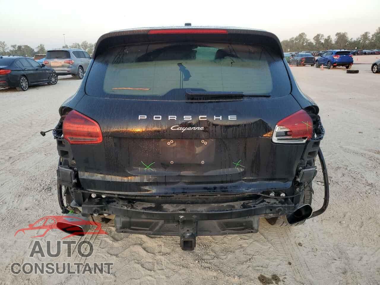 PORSCHE CAYENNE 2017 - WP1AA2A23HKA80373