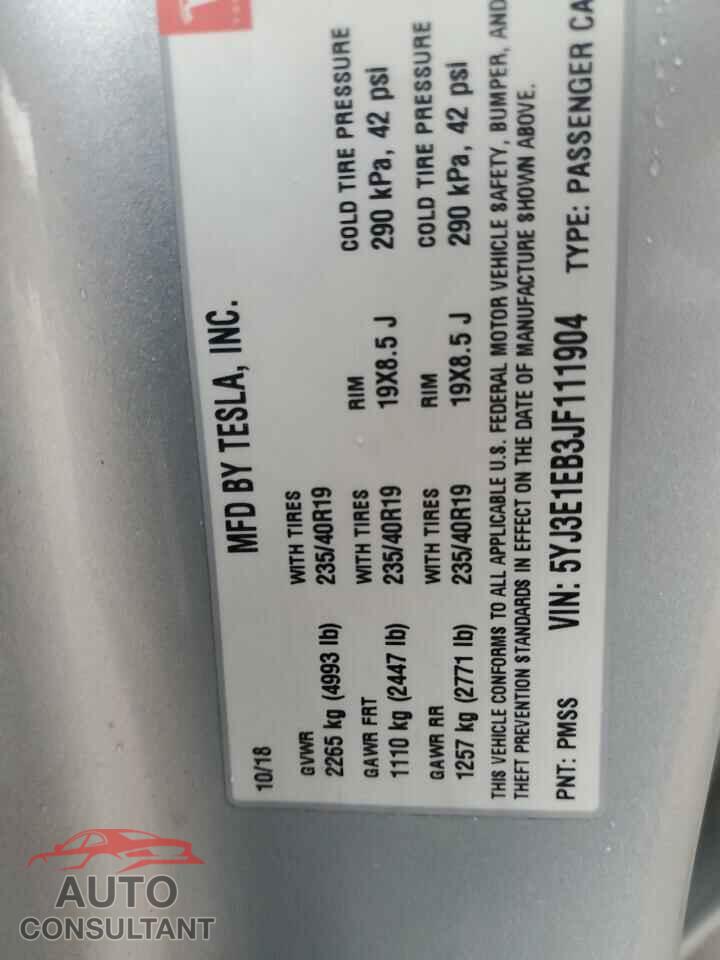 TESLA MODEL 3 2018 - 5YJ3E1EB3JF111904