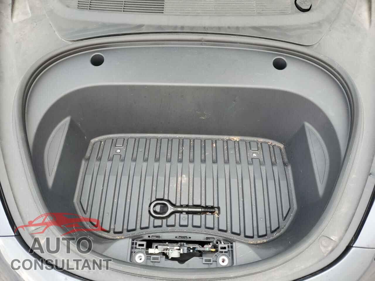 TESLA MODEL 3 2022 - 5YJ3E1EA2NF352818