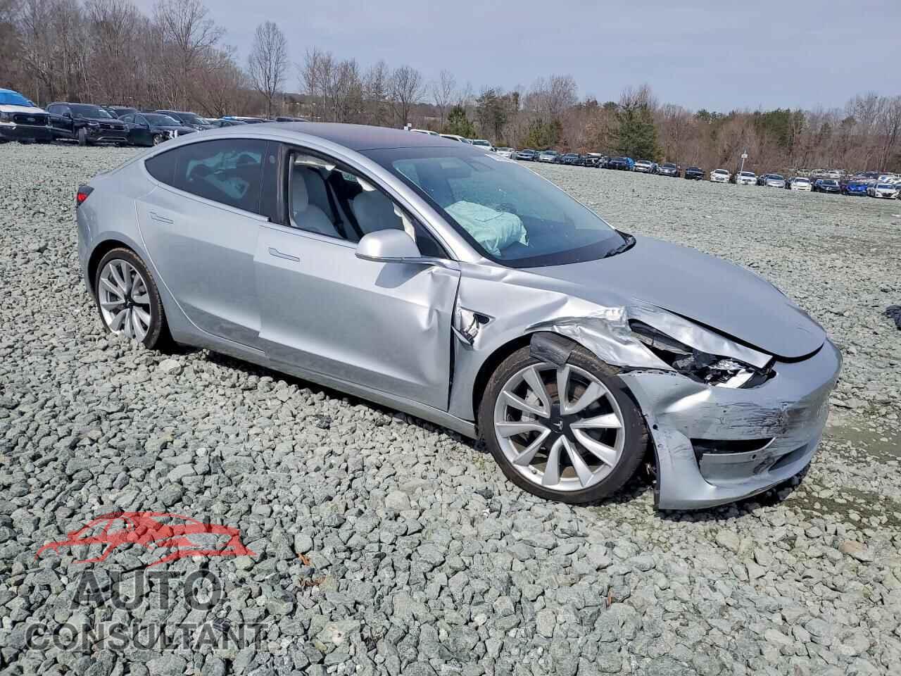 TESLA MODEL 3 2018 - 5YJ3E1EB6JF097335