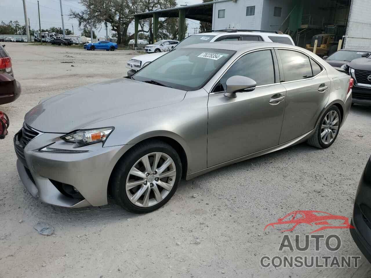 LEXUS IS 2016 - JTHBA1D22G5013755