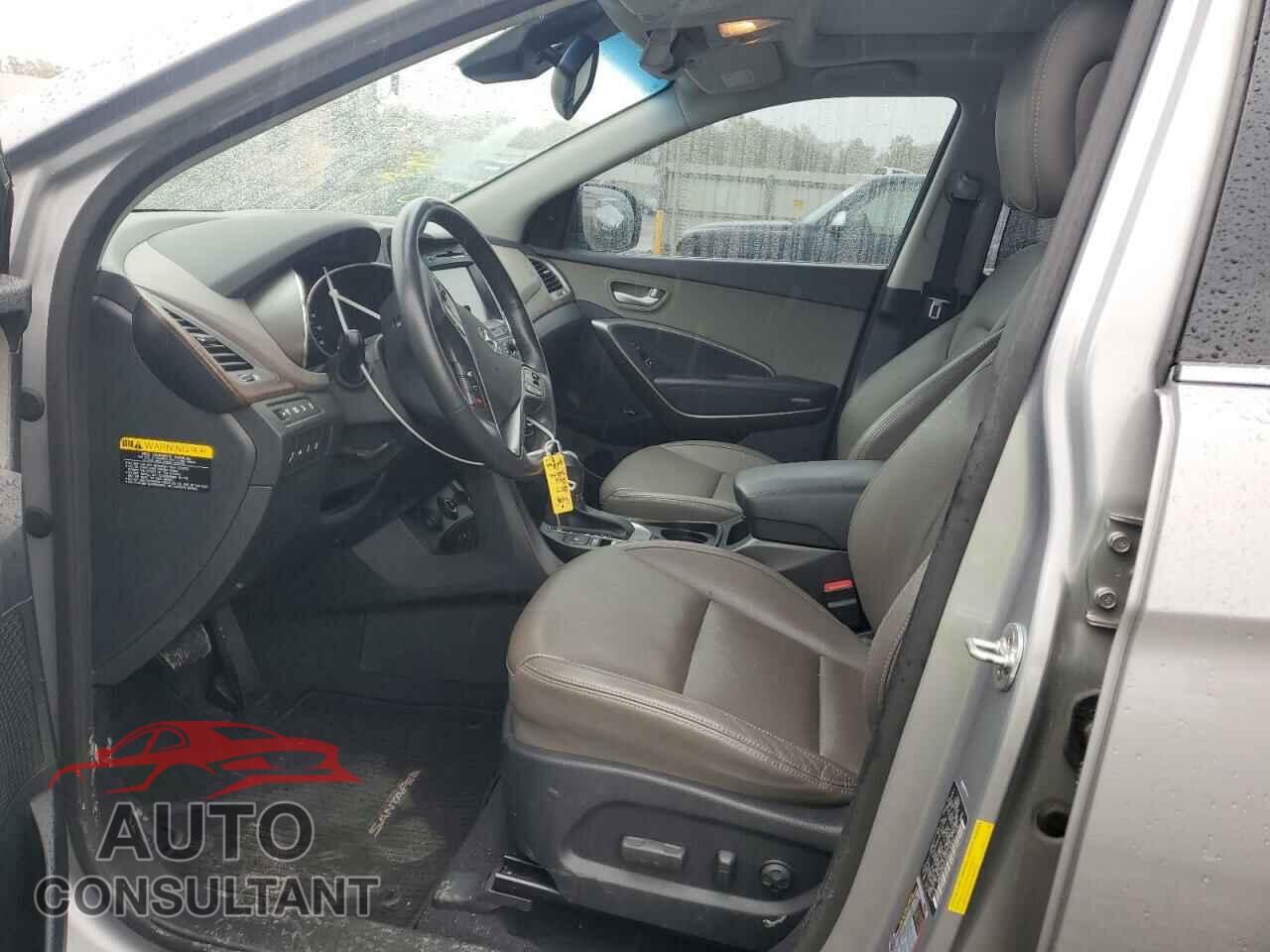 HYUNDAI SANTA FE 2017 - KM8SR4HF0HU176531