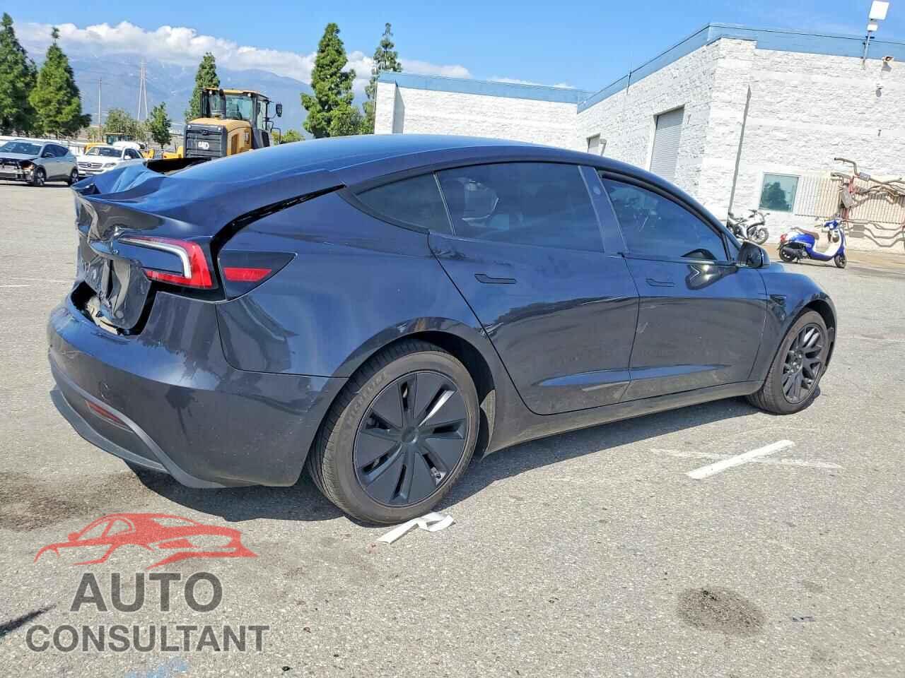 TESLA MODEL 3 2026 - 5YJ3E1EA9TF123761
