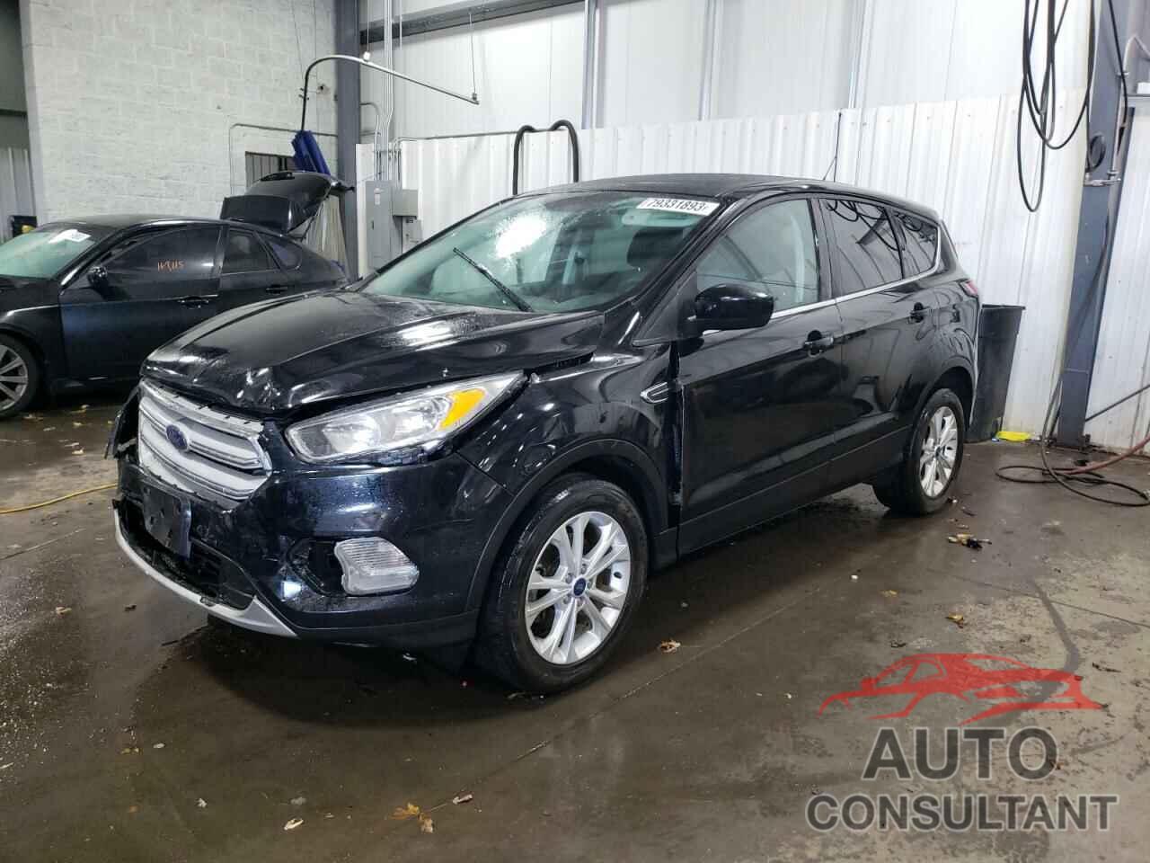 FORD ESCAPE 2017 - 1FMCU0GD6HUC66715