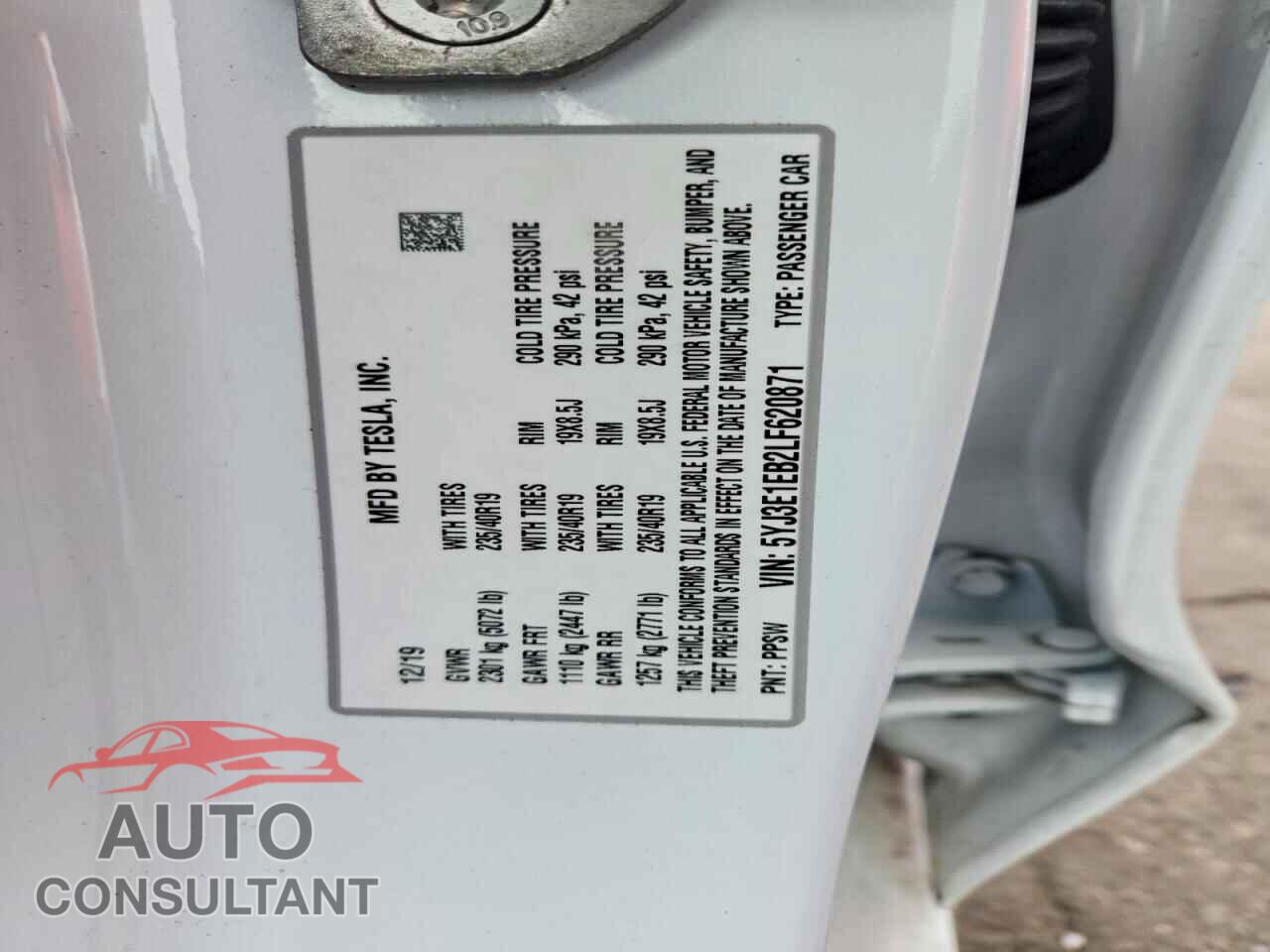 TESLA MODEL 3 2020 - 5YJ3E1EB2LF620871
