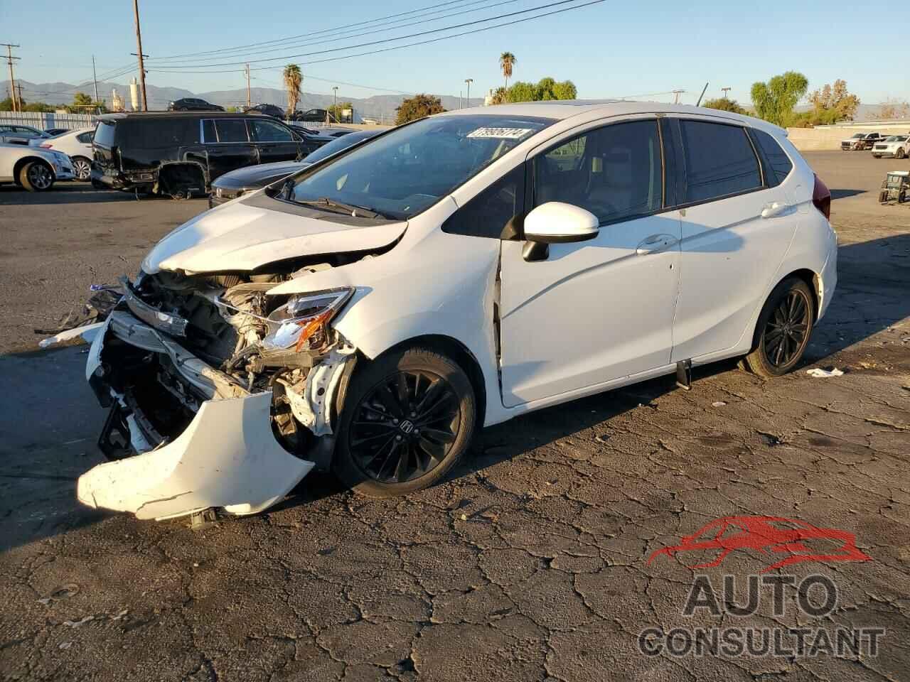 HONDA FIT 2018 - 3HGGK5H83JM701244