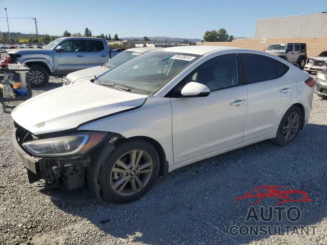 HYUNDAI ELANTRA 2018 - 5NPD84LF0JH311823
