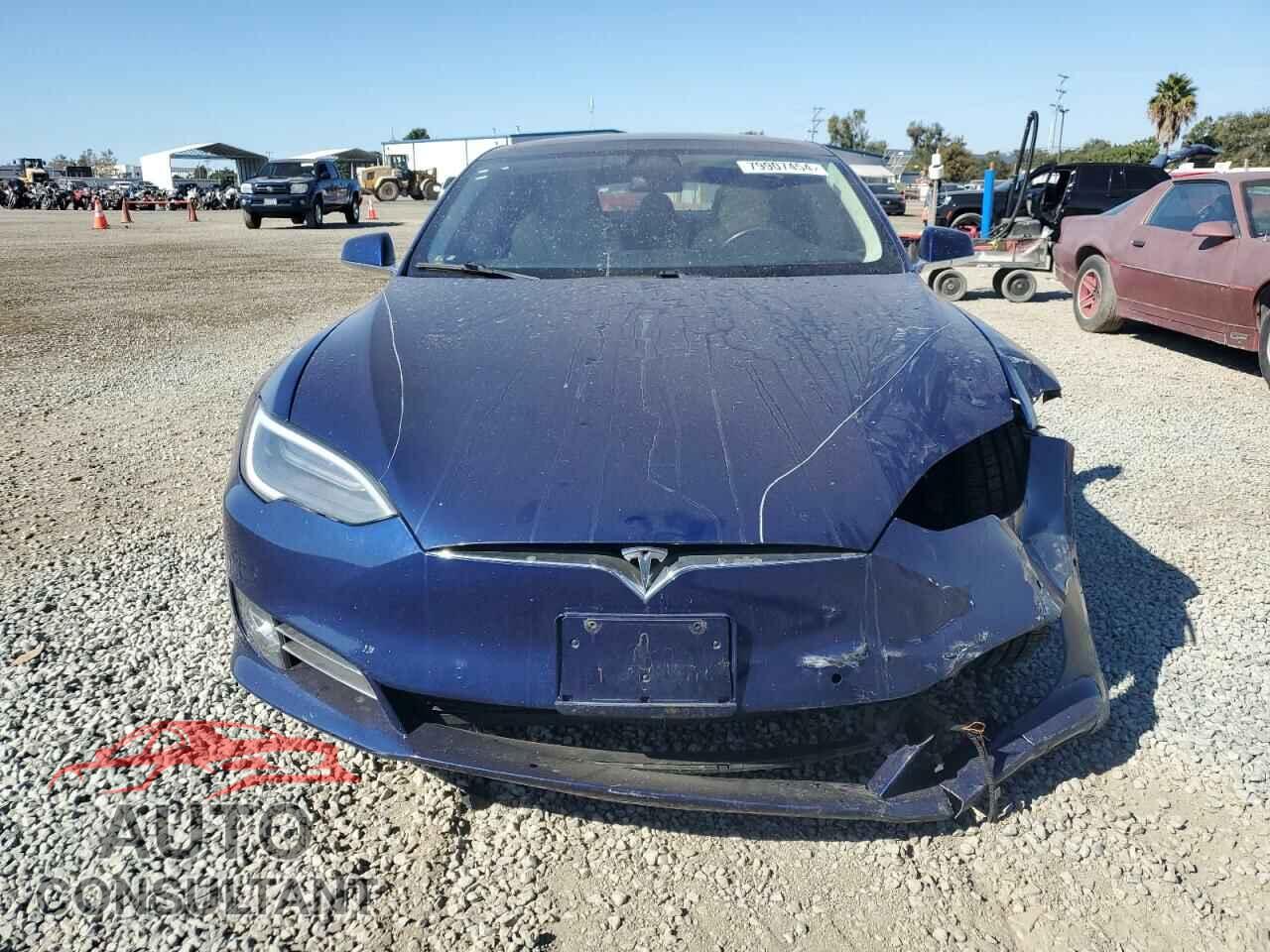 TESLA MODEL S 2017 - 5YJSA1E2XHF215579