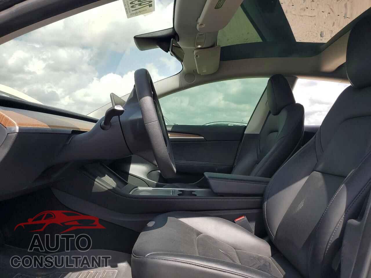 TESLA MODEL 3 2023 - 5YJ3E1EA3PF599882