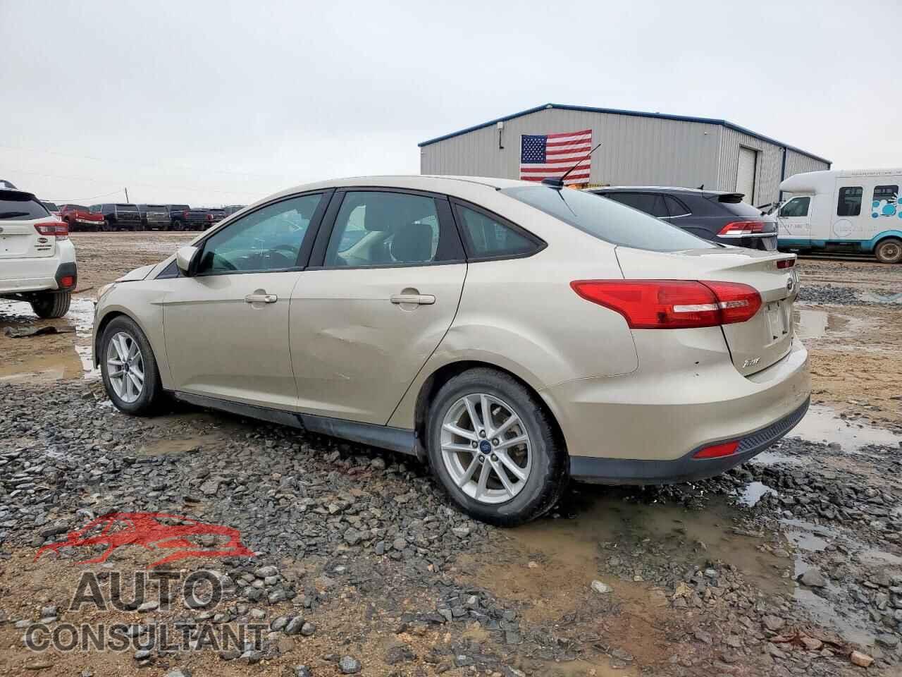 FORD FOCUS 2018 - 1FADP3FE7JL302408