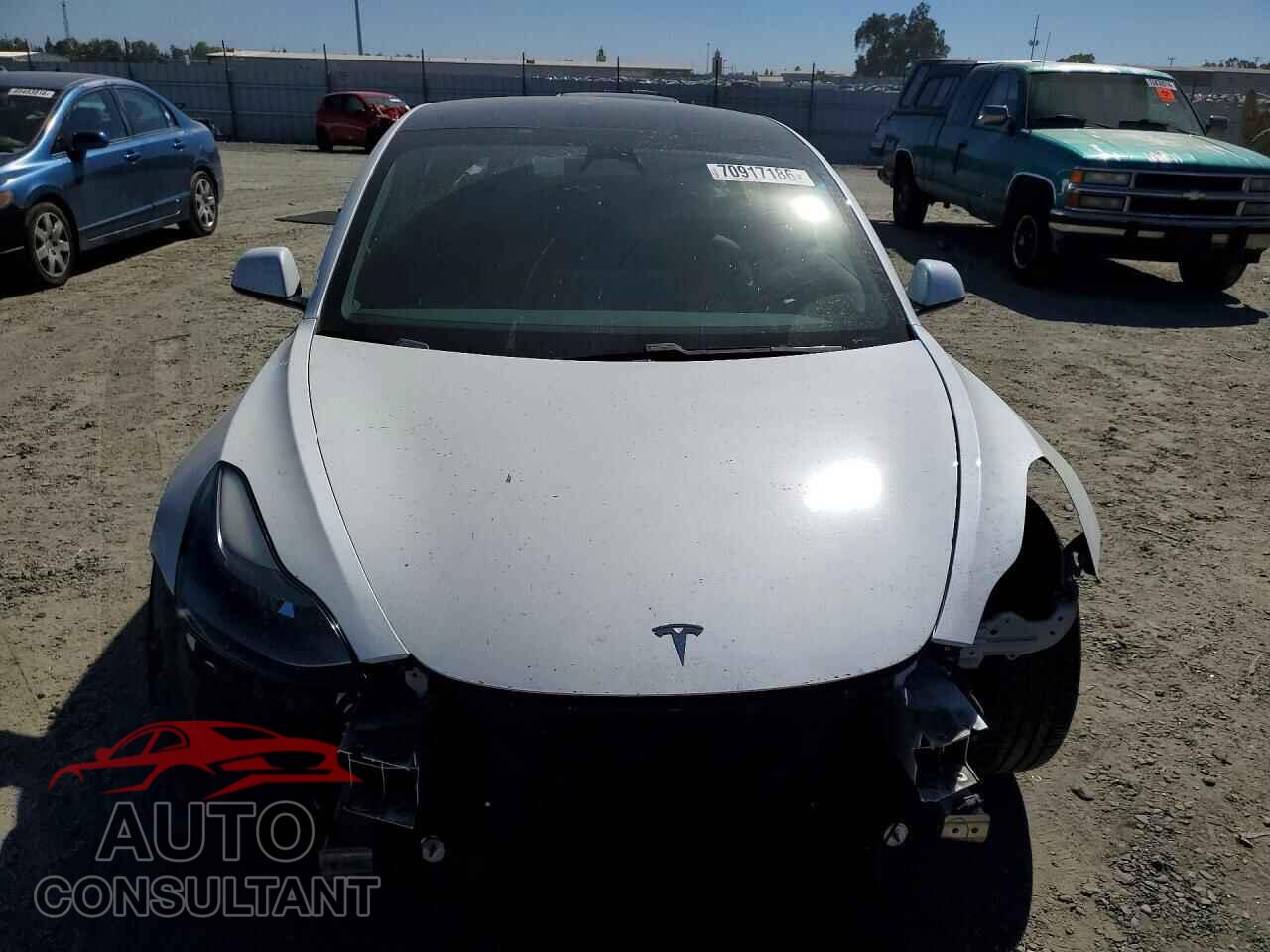 TESLA MODEL 3 2021 - 5YJ3E1EB5MF937884