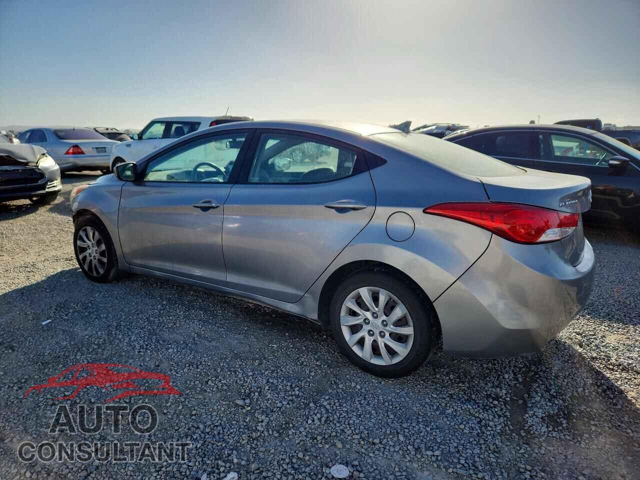 HYUNDAI ELANTRA 2012 - KMHDH4AE5CU302940
