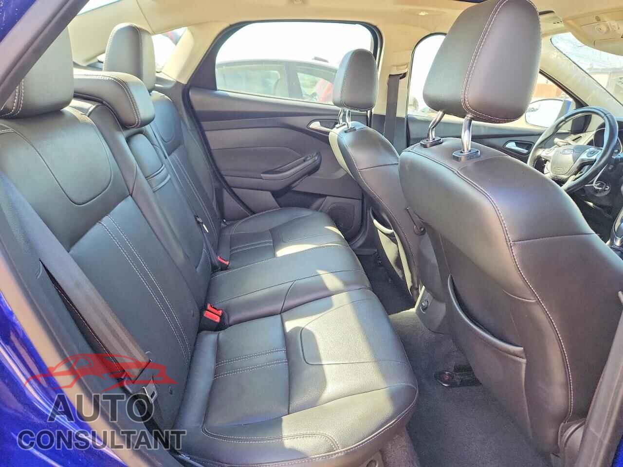 FORD FOCUS 2012 - 1FAHP3H23CL226533