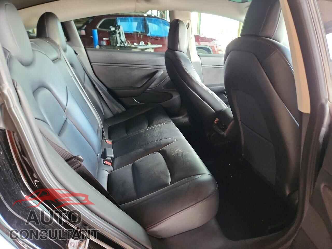 TESLA MODEL 3 2018 - 5YJ3E1EA2JF156369