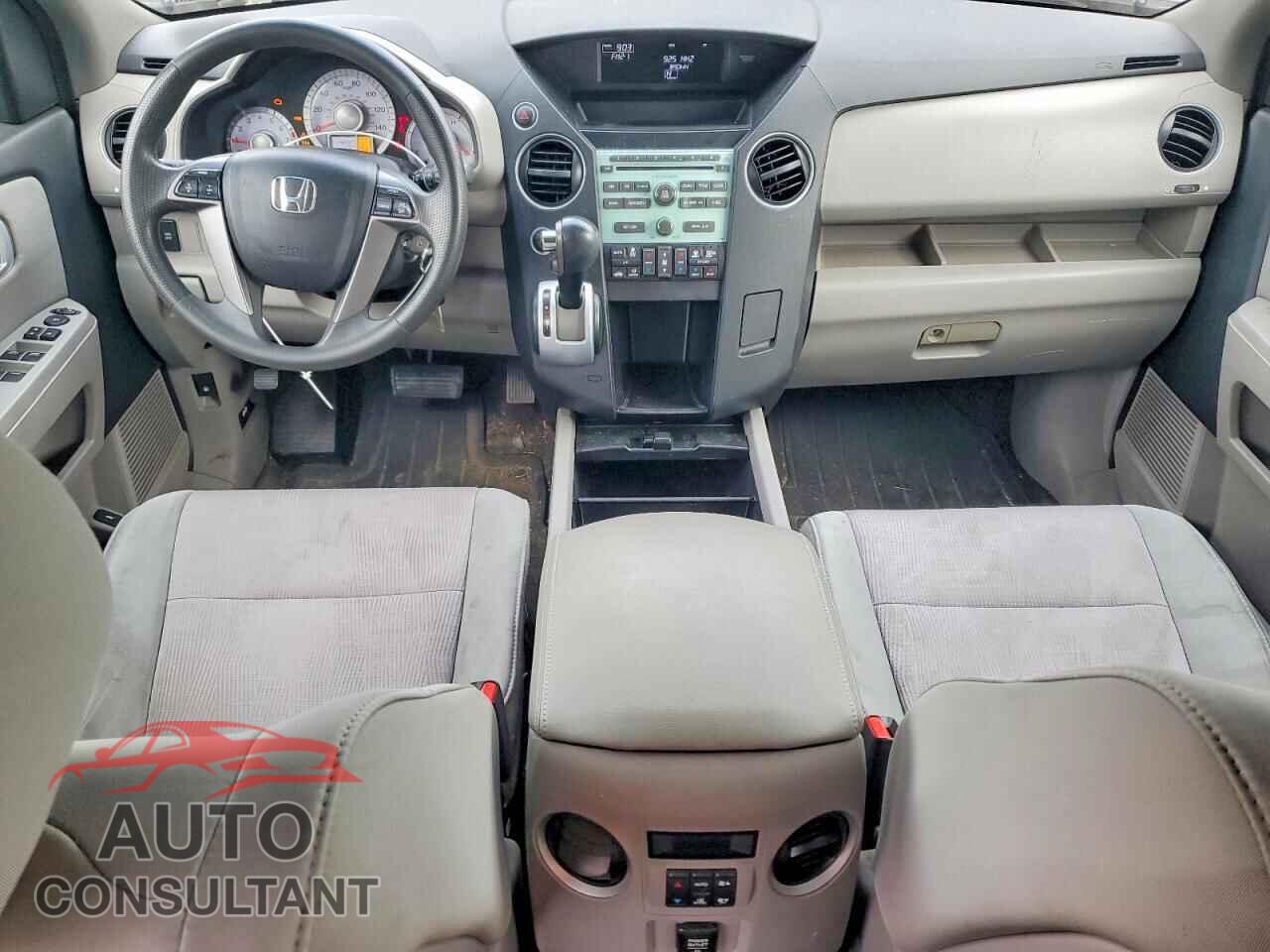 HONDA PILOT 2011 - 5FNYF4H4XBB032040