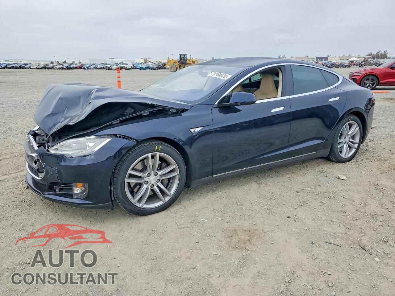 TESLA MODEL S 2012 - 5YJSA1CN1CFP01302