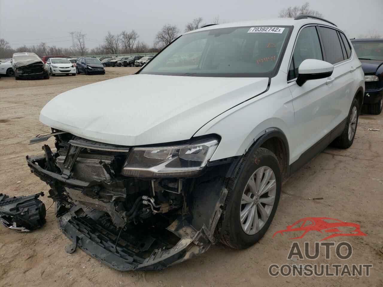 VOLKSWAGEN TIGUAN 2019 - 3VV2B7AX5KM141154