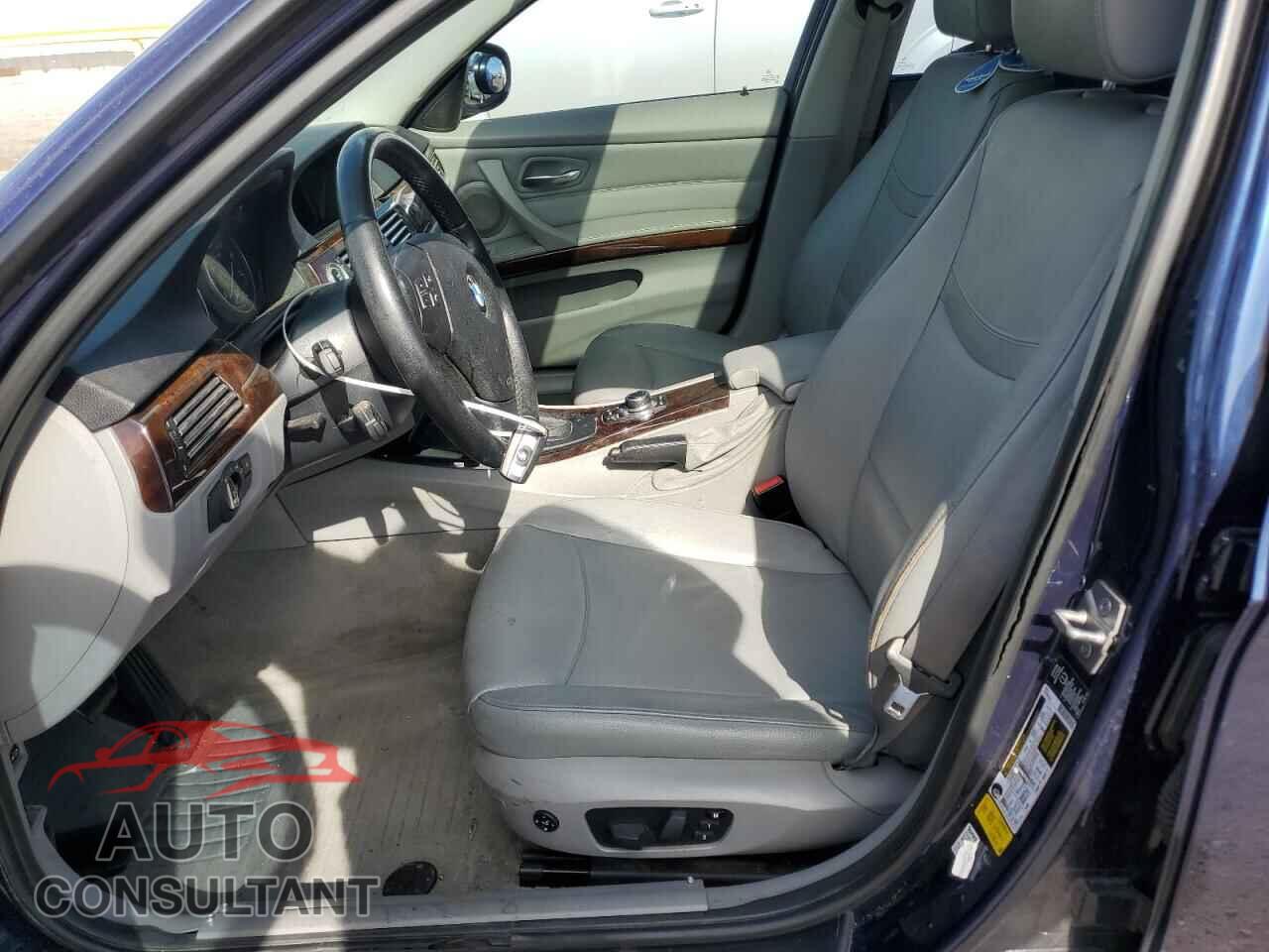 BMW 3 SERIES 2011 - WBAPH7C51BE683692