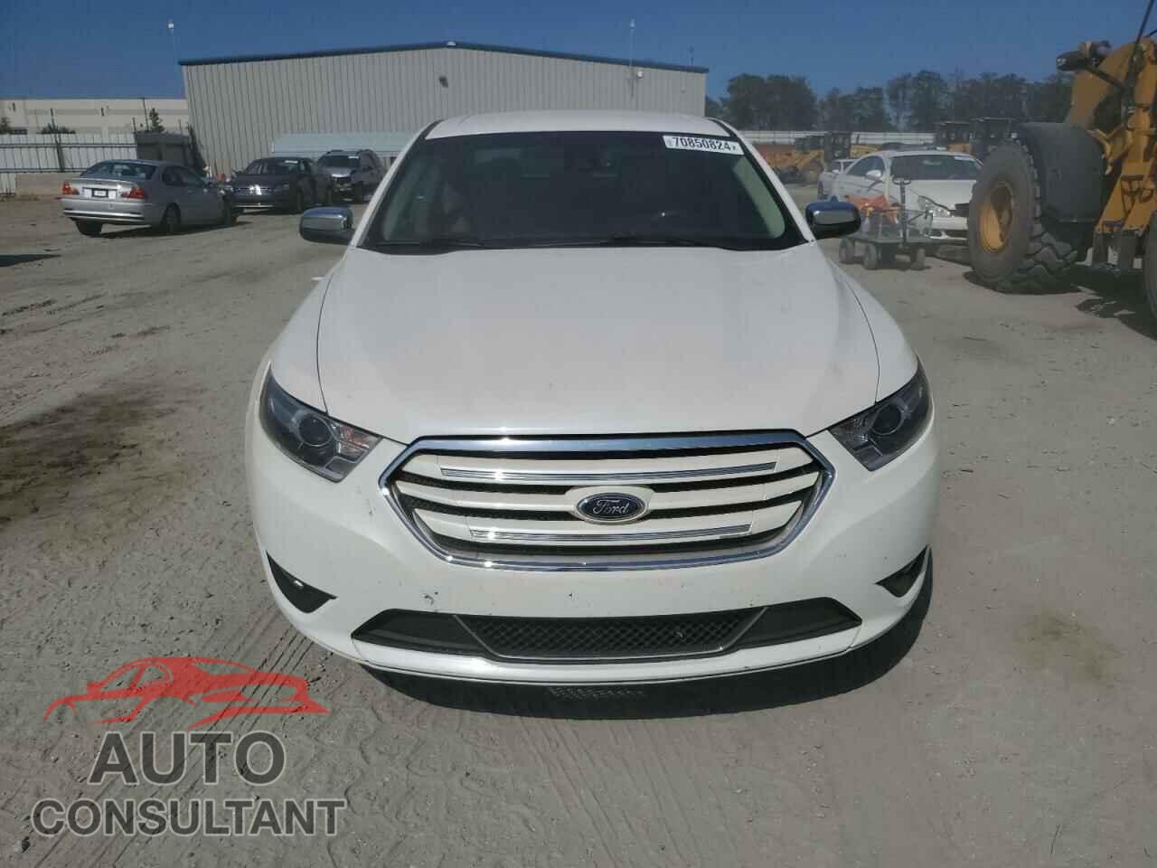 FORD TAURUS 2017 - 1FAHP2F89HG128219