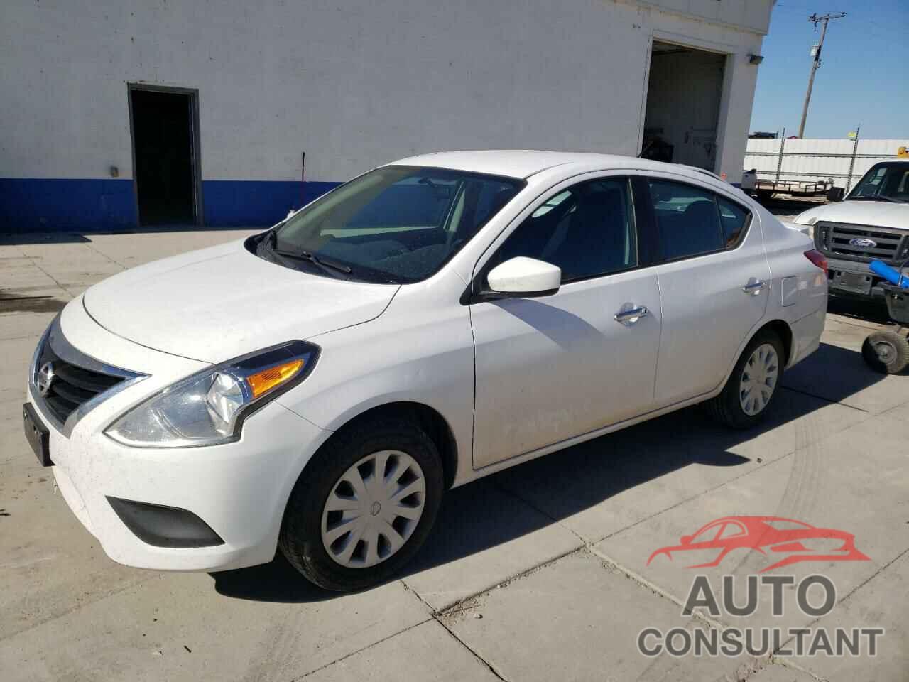 NISSAN VERSA 2018 - 3N1CN7AP4JL884938