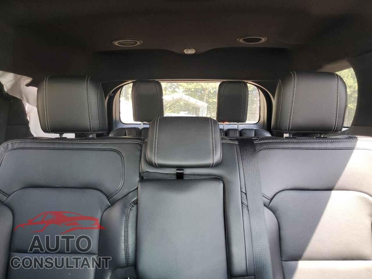 FORD EXPLORER 2017 - 1FM5K7F86HGE19345