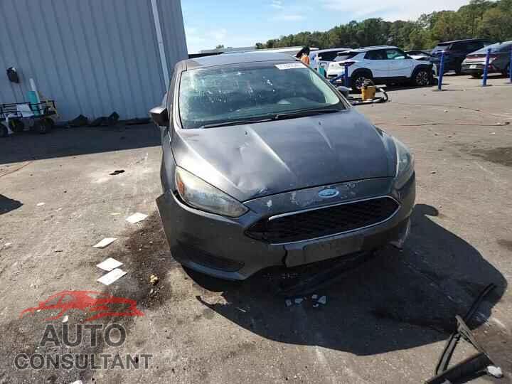 FORD FOCUS 2017 - 1FADP3F24HL252051