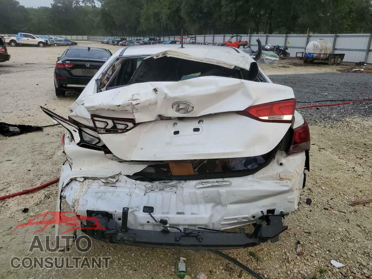 HYUNDAI ACCENT 2019 - 3KPC34A34KE054304