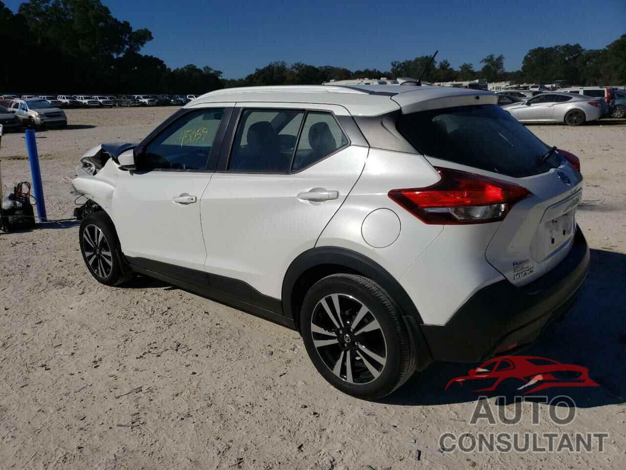 NISSAN KICKS 2018 - 3N1CP5CU2JL546178